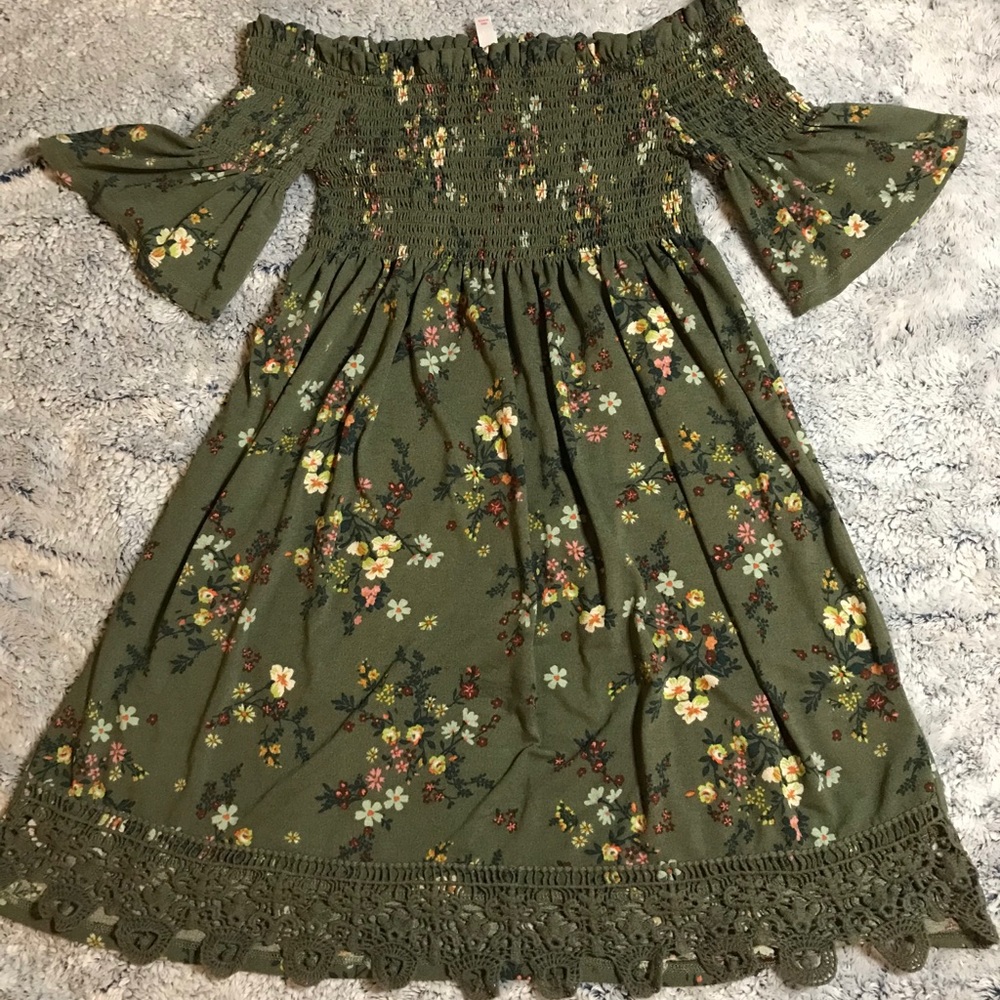 green floral shirt